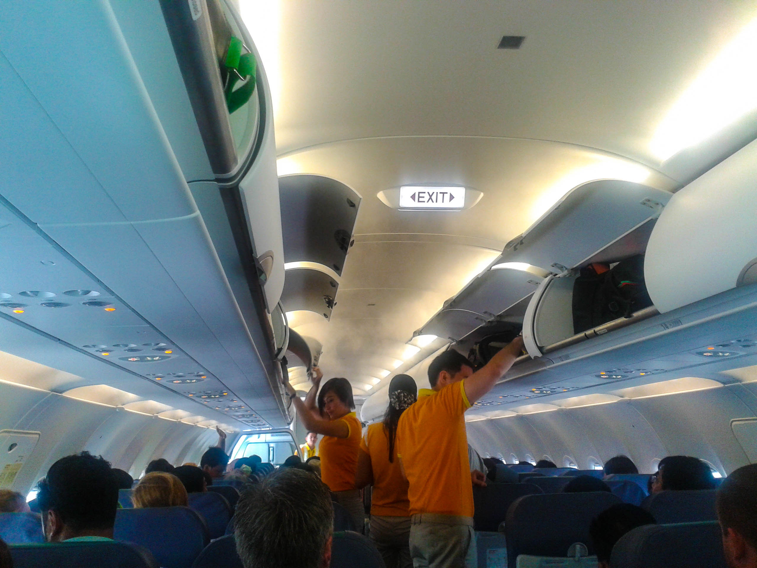 picture of passengers preparing to fly to china