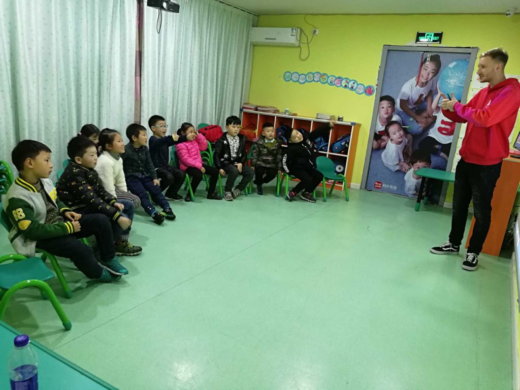 Kyle class while teaching at First Leap Yangzhou